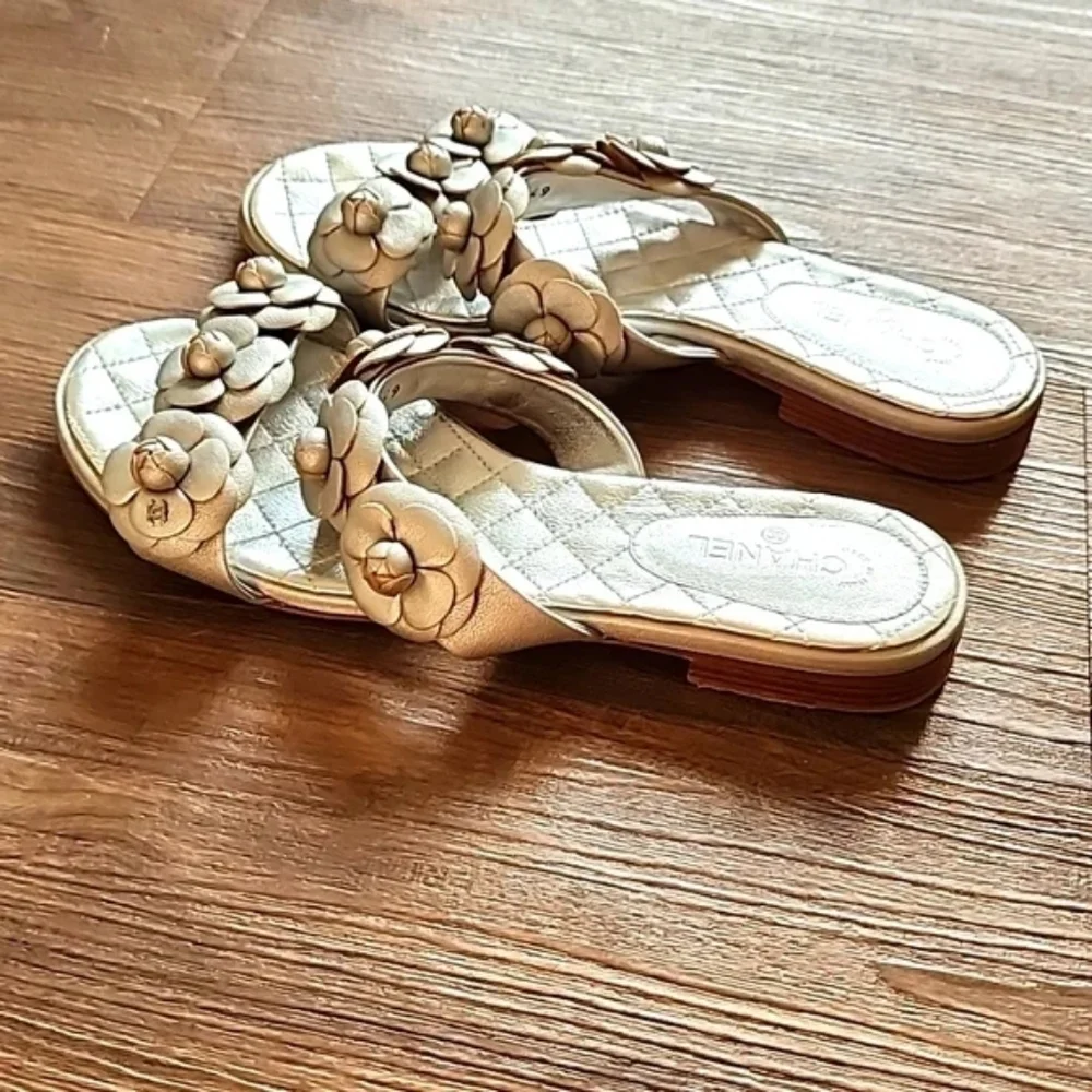 Chanel Camellia Sandals - Picture 3 of 10